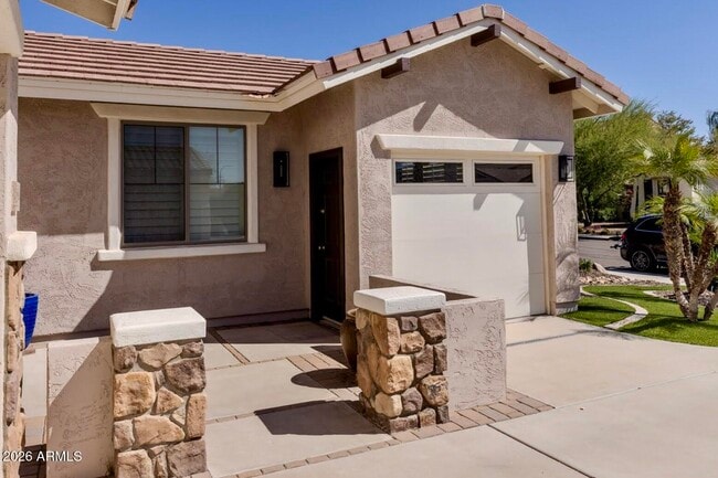 Building Photo - 1884 W Macaw Dr