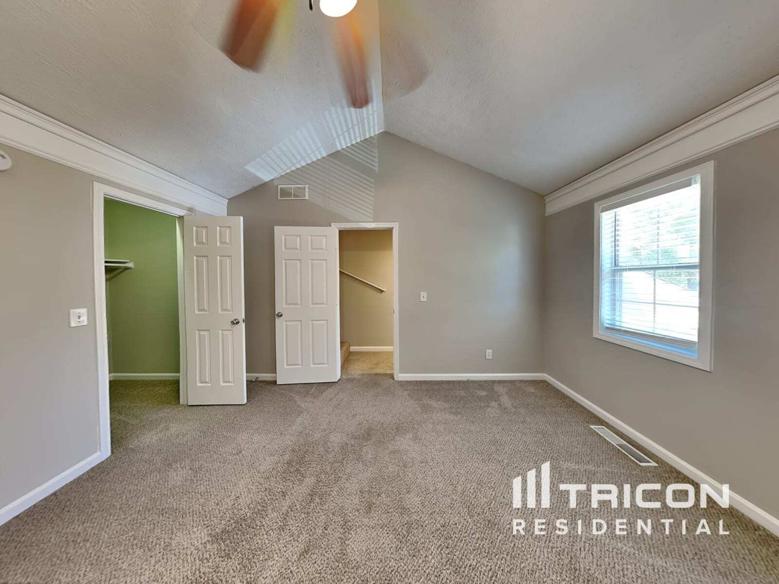 Building Photo - 3721 Cherokee Overlook Dr