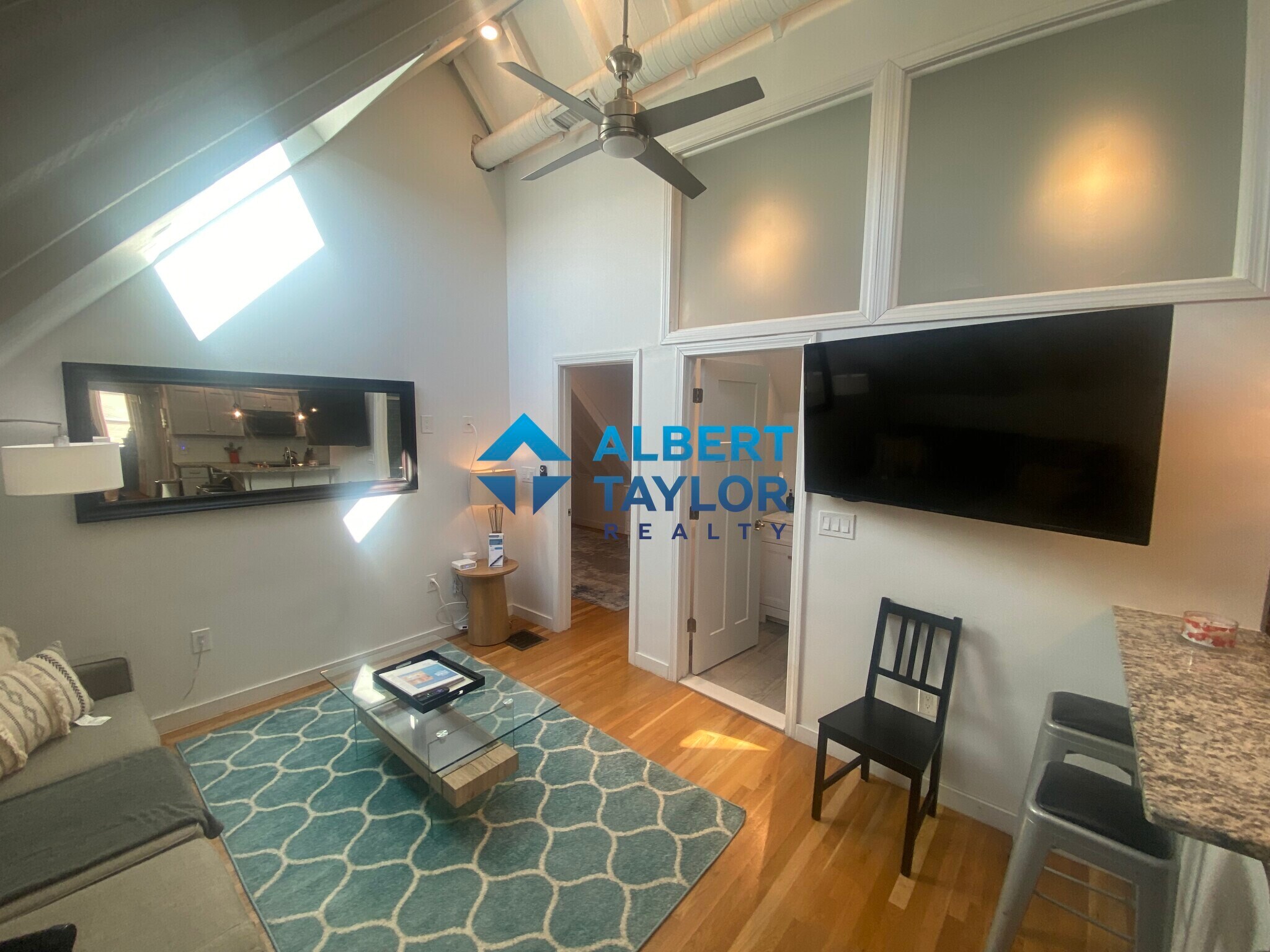 Building Photo - 15 Chiswick Ter