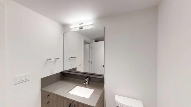 Building Photo - 345 Harrison Ave