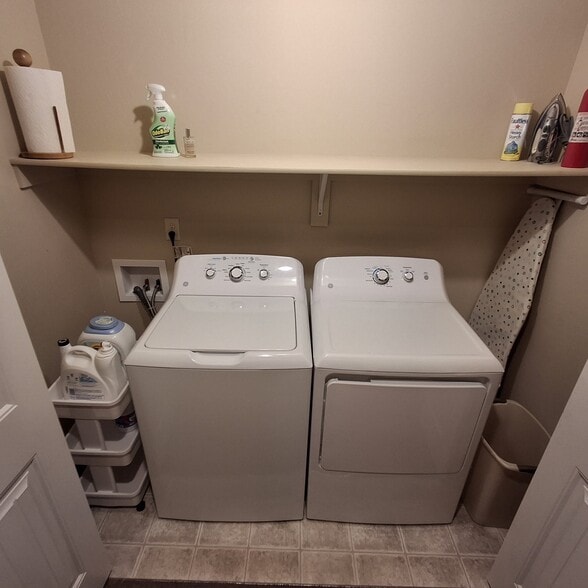 Building Photo - 161 Tail Feather Ln