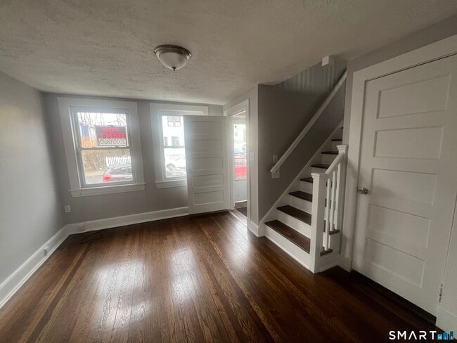 Building Photo - 110 Asylum St