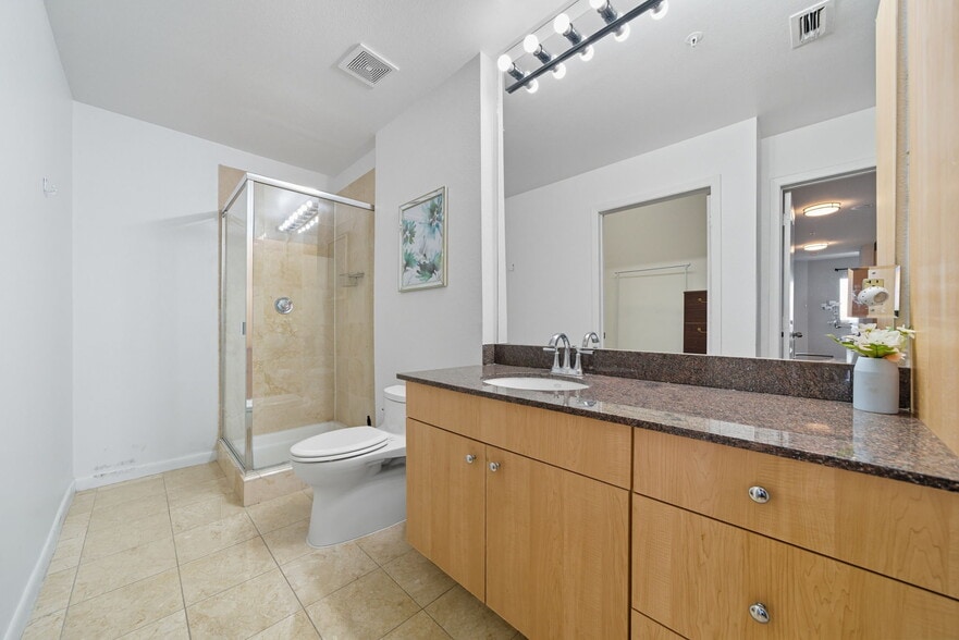 Secondary bath - 3505 Sage Rd