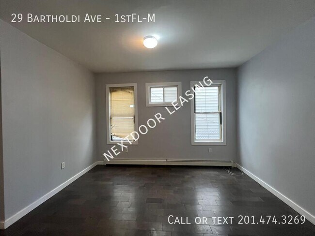Building Photo - 29 Bartholdi Ave