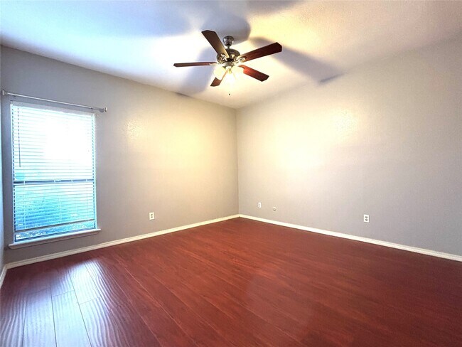 Building Photo - 7950 N Stadium Dr