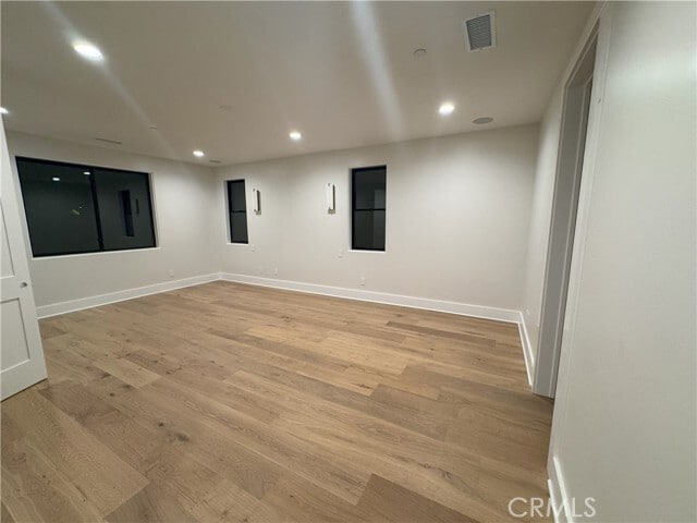 Building Photo - 3312 Kenilworth Dr