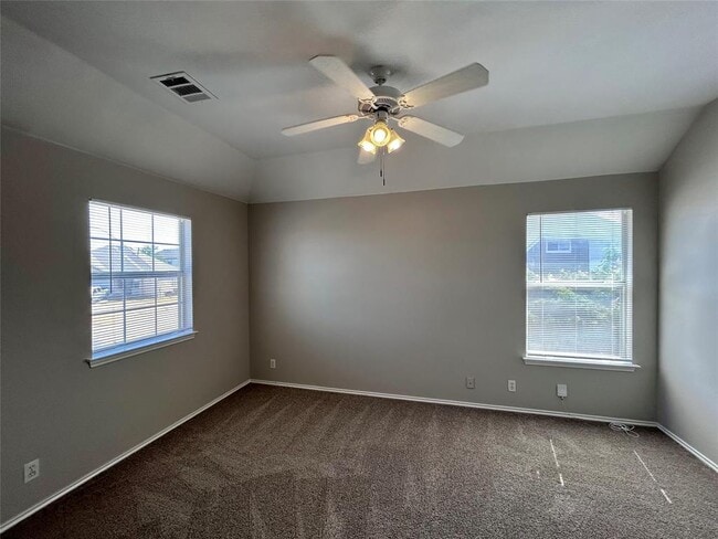 Building Photo - 2707 Westhampton Ct