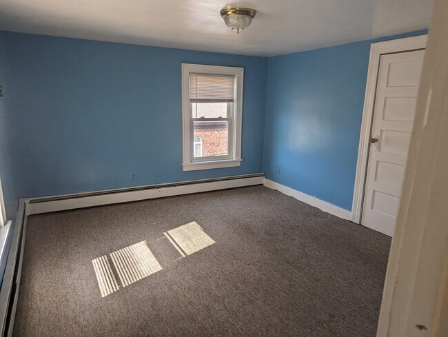 Building Photo - 2391 Curry Rd