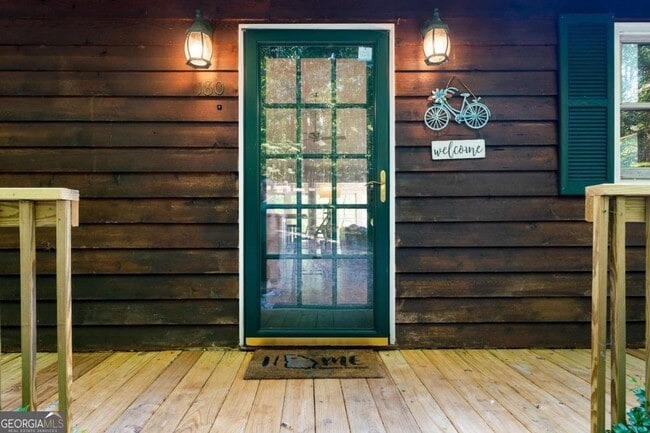 Building Photo - 180 Waterfront Dr