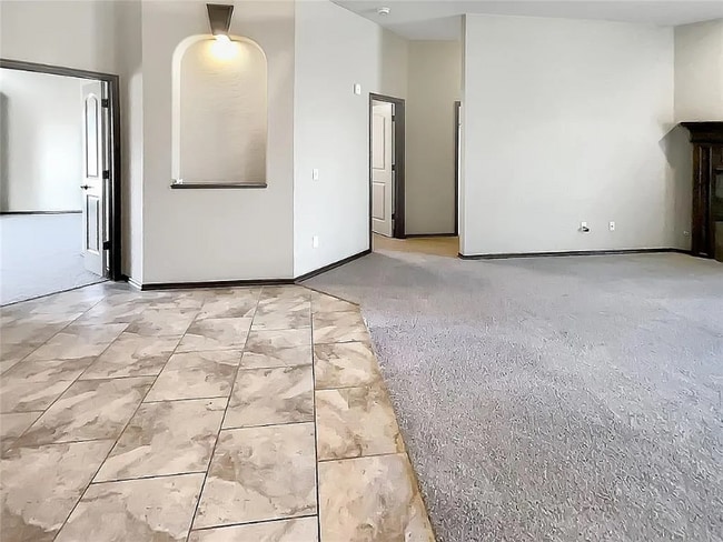 Building Photo - 9400 Shallow Lake Ct