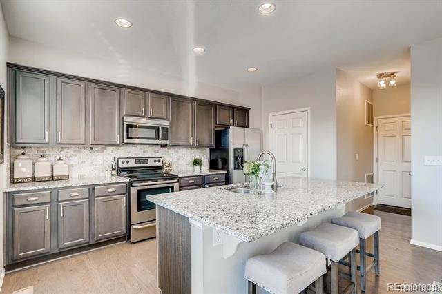 Building Photo - 2212 Shadow Creek Dr