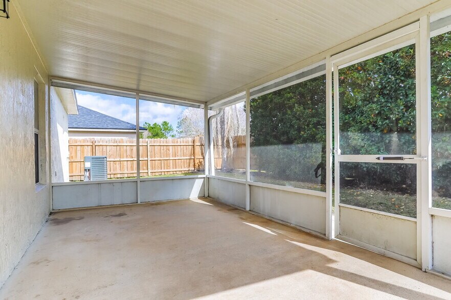 Building Photo - 1616 Dartmouth Dr