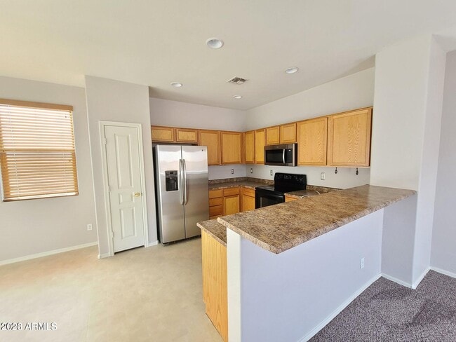 Building Photo - 3909 E Melrose St