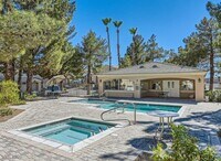 Building Photo - 3950 S Sandhill Rd