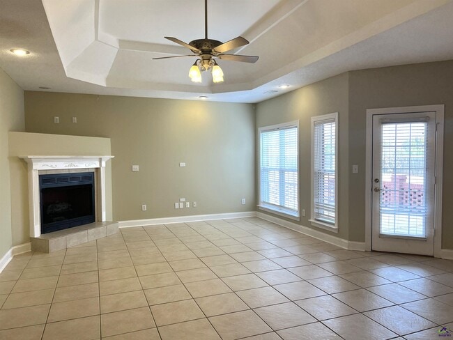 Building Photo - 104 Prestige Dr