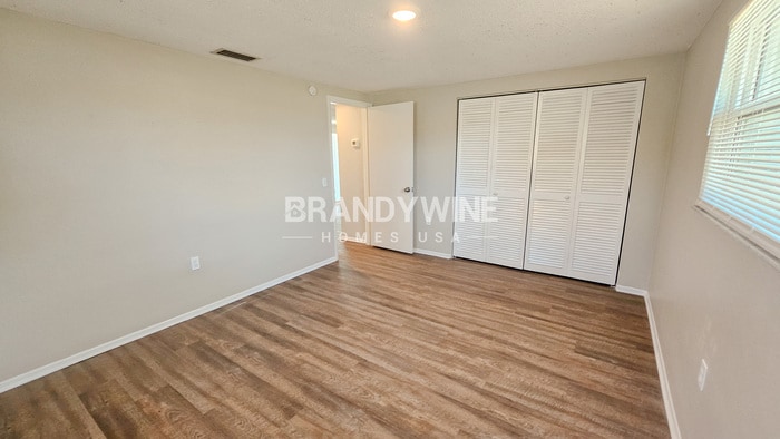 Building Photo - 6914 Tierra Verde St