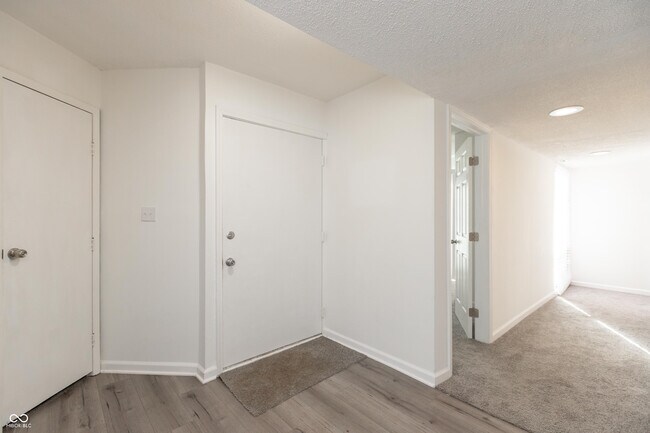 Building Photo - 2249 Silver Maple Ct