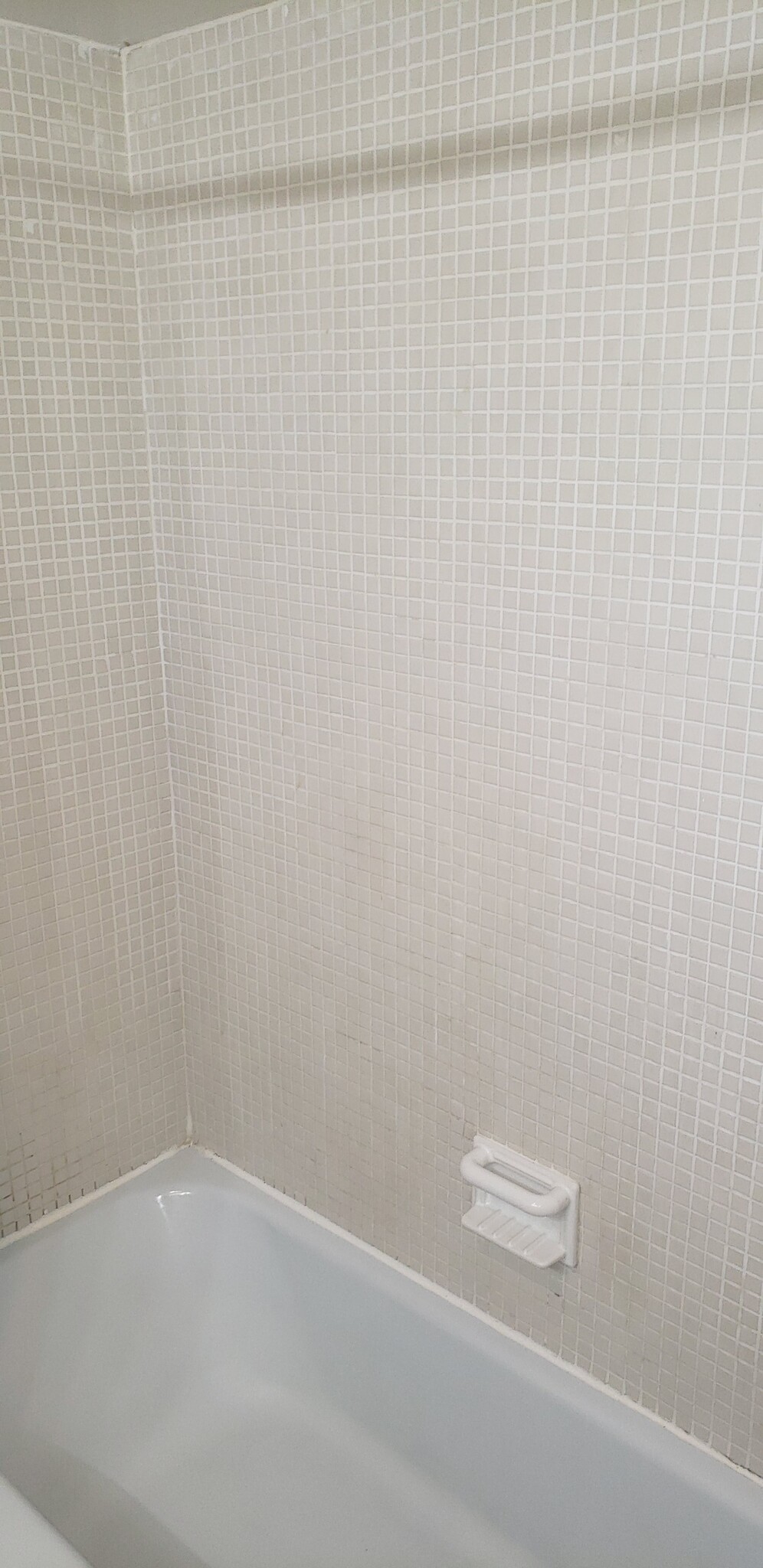 Shower and bath - 490 M St SW