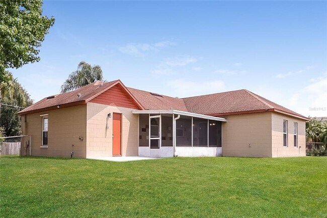 Building Photo - 817 Albi Ct
