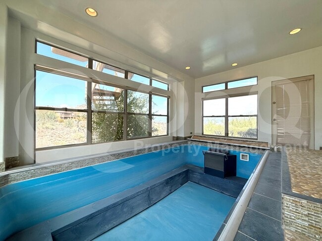 Building Photo - 15104 E Ridgeway Dr