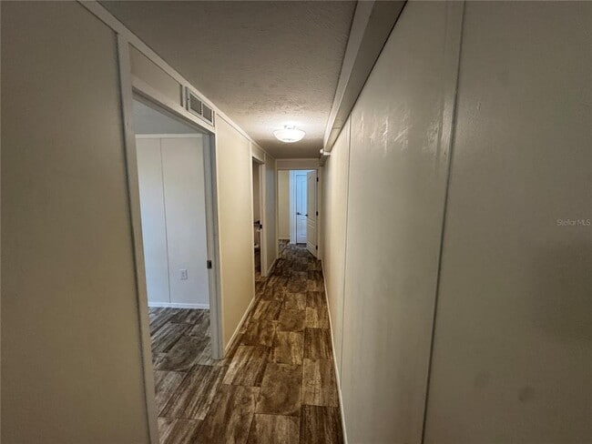 Building Photo - 9990 SE 166 St