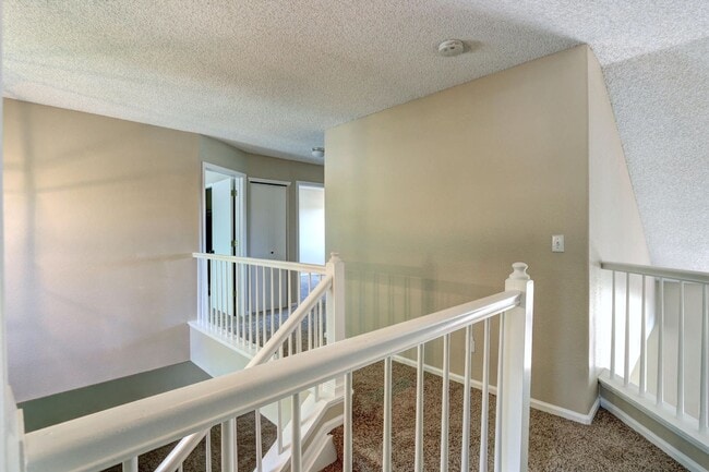 Building Photo - Castle Rock Founders Village Single Family 4BD/3BTH/3-Car (~2100 FSF)