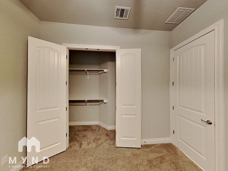 Building Photo - 28811 Pfeiffers Gate