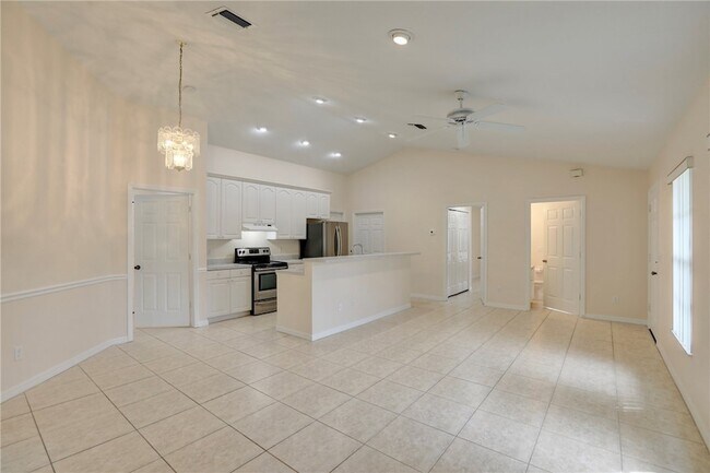 Building Photo - 11187 Airport Dr