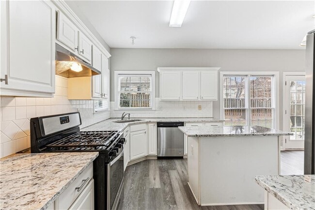 Building Photo - 630 Kimball Parc Way