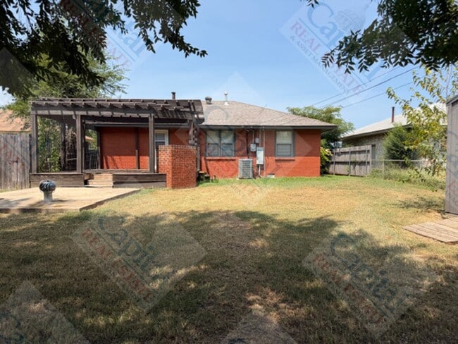 Building Photo - 256 E Key Blvd