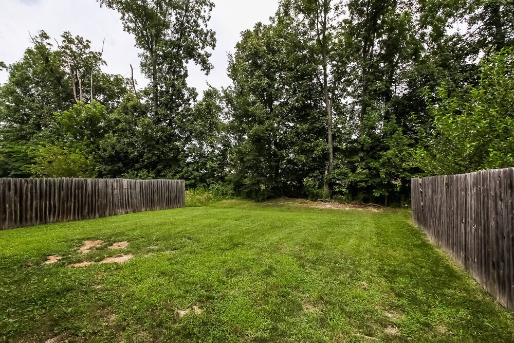 Building Photo - 1192 N Aberdeen Dr
