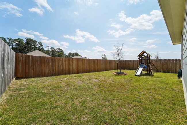 Building Photo - 788 Yellow Birch Ln