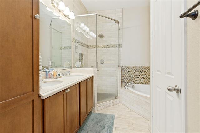 Building Photo - 2107 Reflection Pointe
