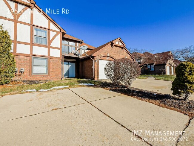 Building Photo - 19500 W Eleven Mile Rd