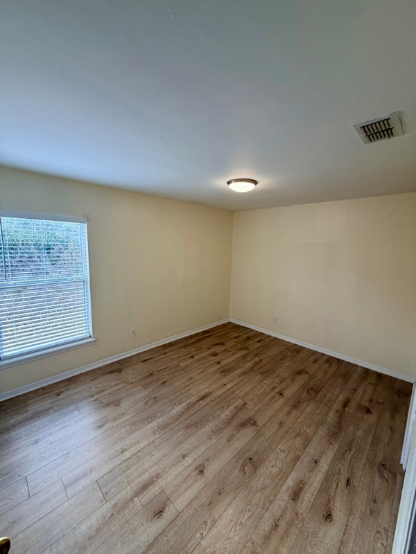 Building Photo - 5105 26th St SW