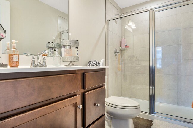 Building Photo - Fully Furnished 3 Bedroom 2.5 Bath Townhome in Williamsburg!