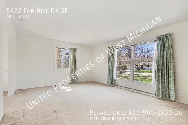 Building Photo - 5622 Far Hill Dr SE