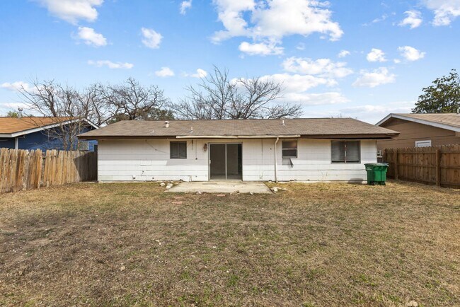 Building Photo - 4718 Casa Oro St