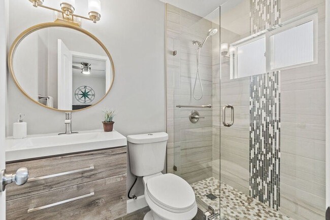 Building Photo - 292 Slate St