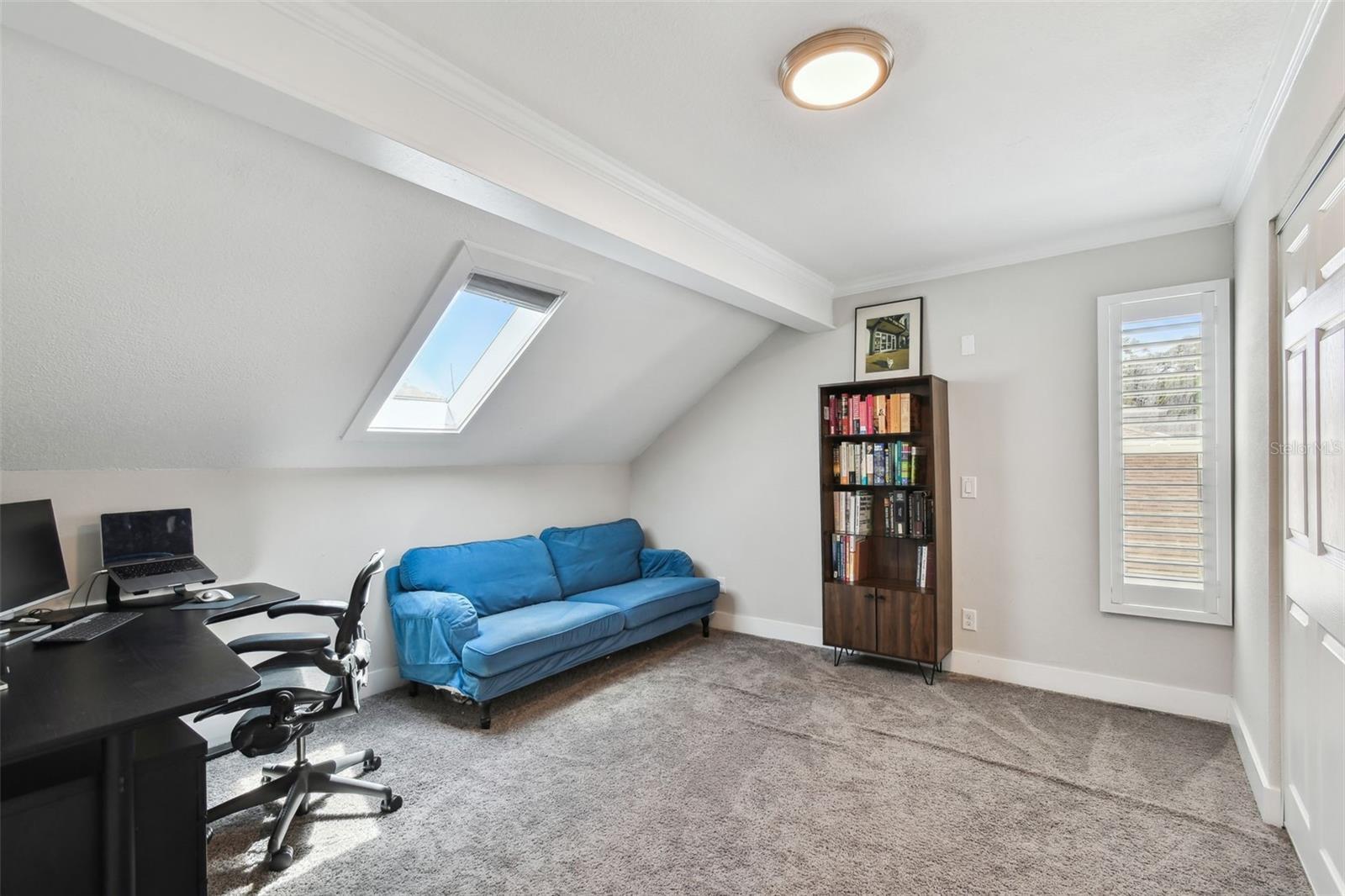 Building Photo - 4203 W Cleveland St