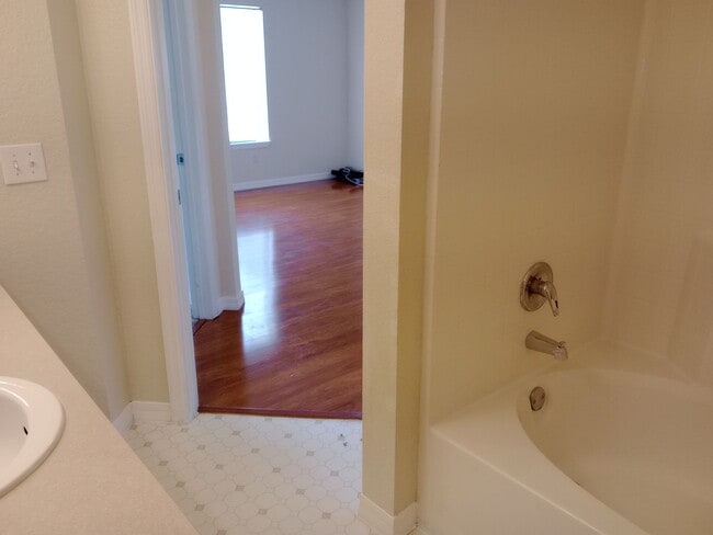 Building Photo - 821 Grand Regency Pointe