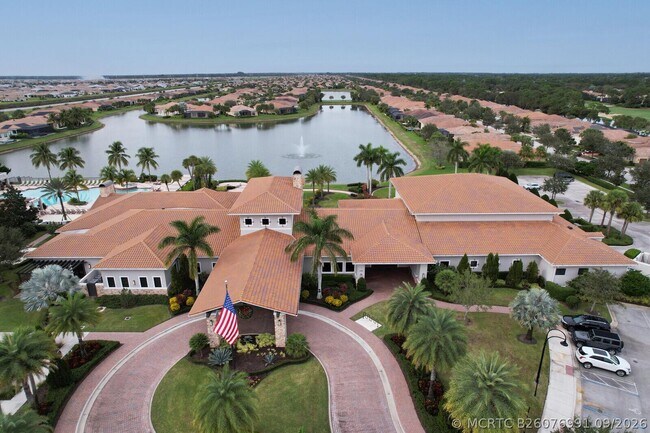 Building Photo - 8942 SW Pepoli Way