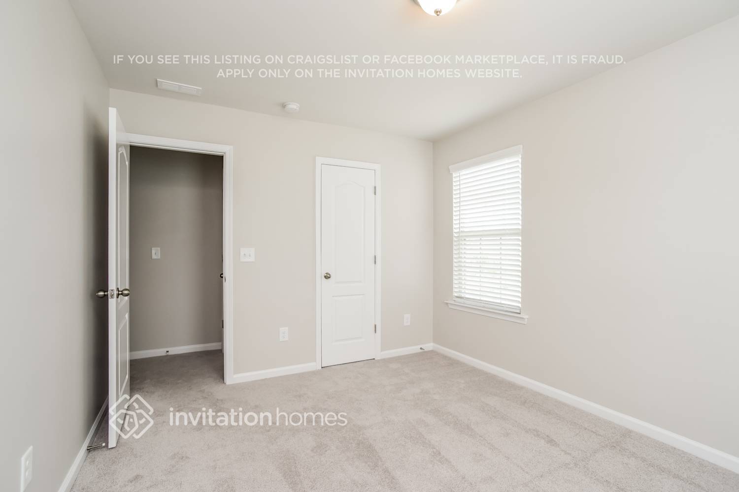 Building Photo - 16846 Cozy Cove Rd