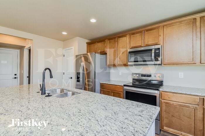 Building Photo - 10487 Horton Dr