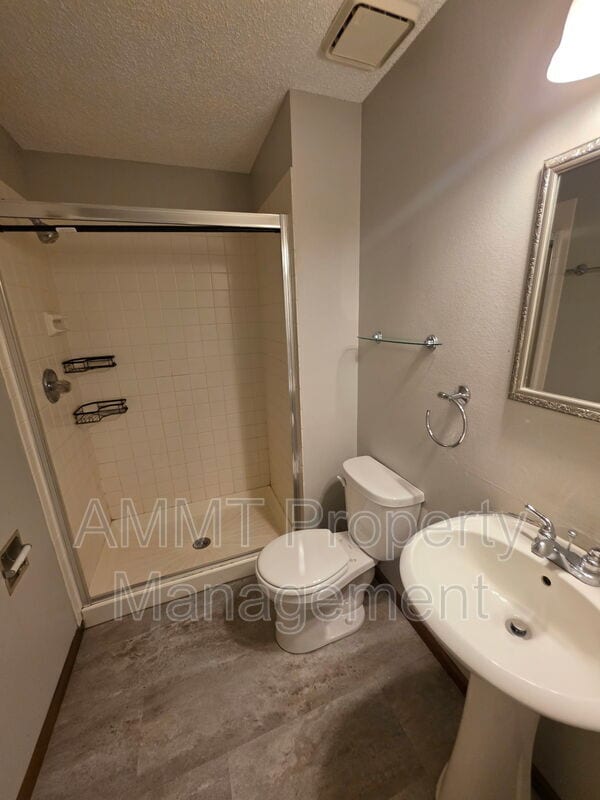 Building Photo - JR Real Estate: 848 Dover Street