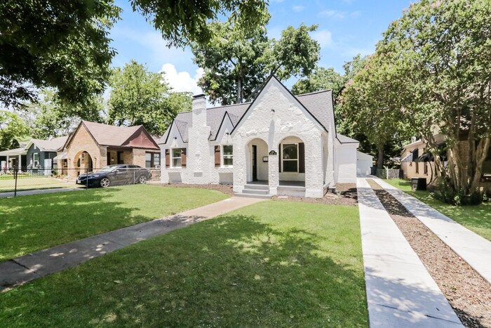 Building Photo - 1131 Brunner Ave