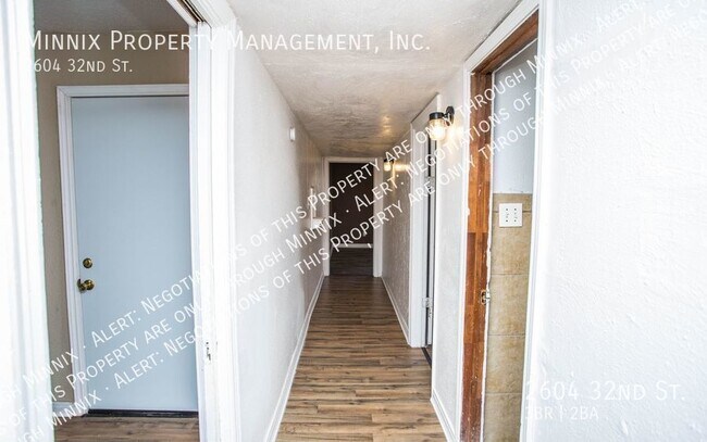 Building Photo - 2604 32nd St.