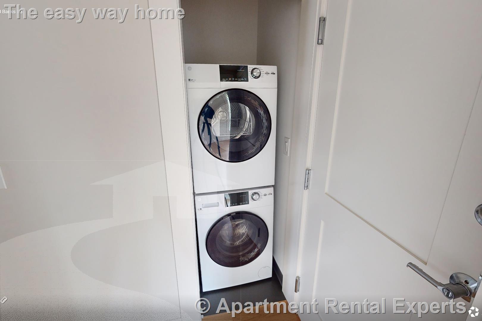 Building Photo - 208-210 Banks St Unit #3