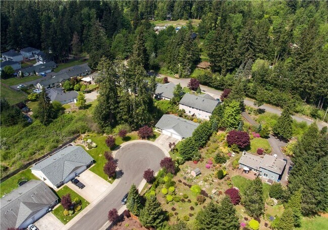 Building Photo - Barger Duplex