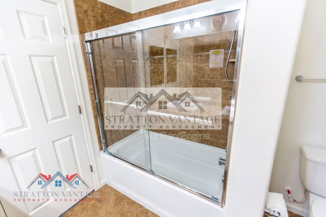 Building Photo - 7465 E Osage Ave